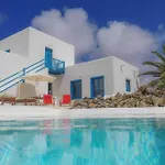 Alfonso New, With Local Traditional Style Lajares