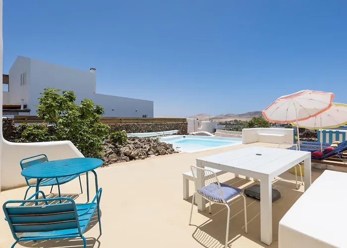 Alfonso New, With Local Traditional Style Lajares