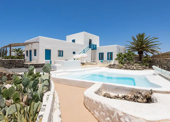 Alfonso New, With Local Traditional Style Βίλα *