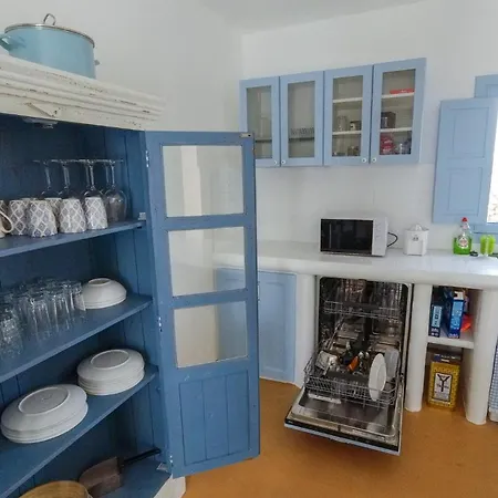 Alfonso New, With Local Traditional Style 拉哈雷斯