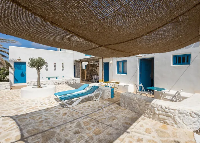 Alfonso New, With Local Traditional Style فيلة