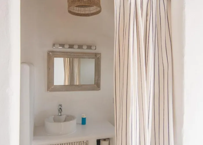 Alfonso New, With Local Traditional Style *